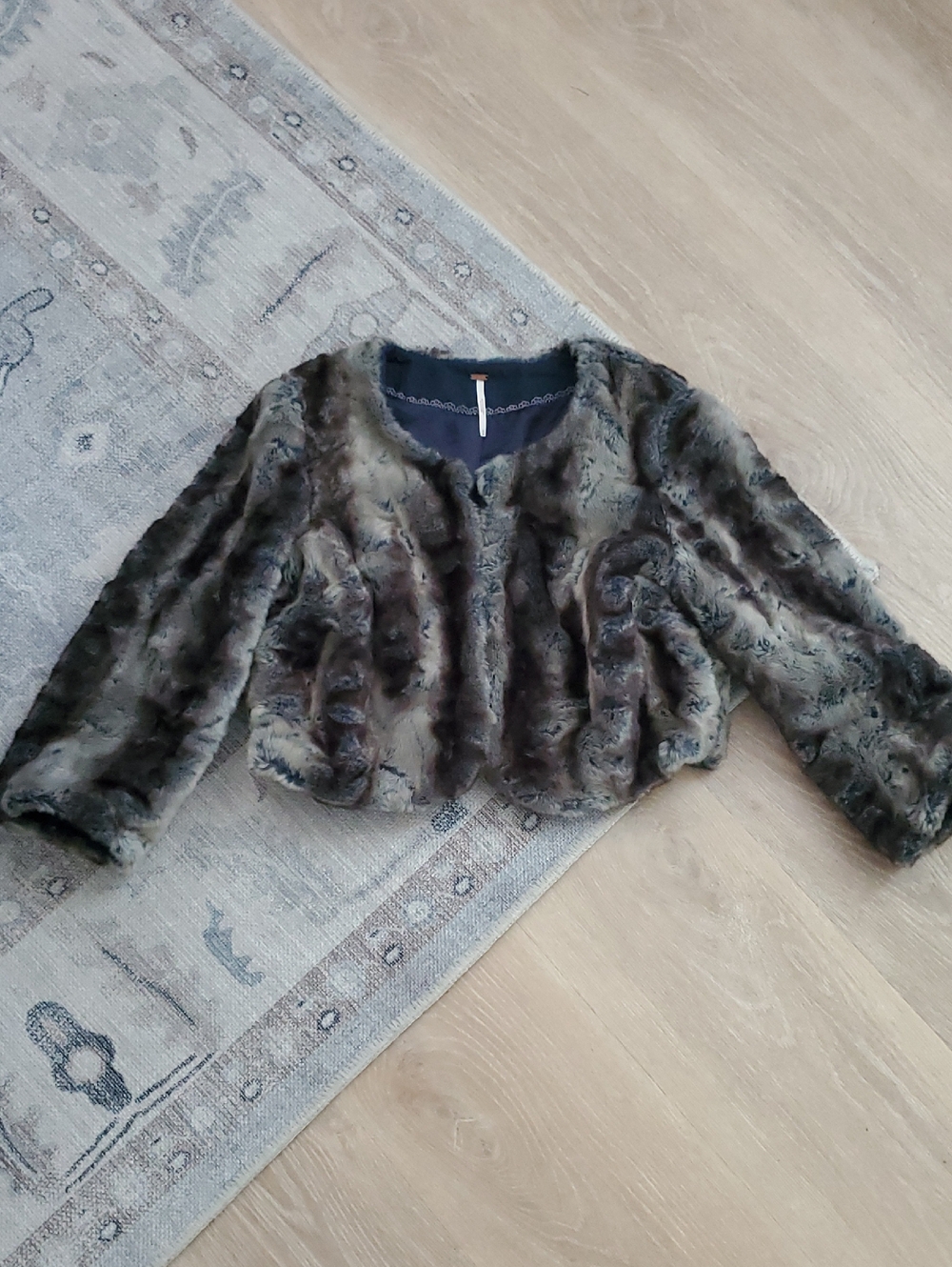 Free People Faux Fur Cropped Jacket Capulet Coat SzM